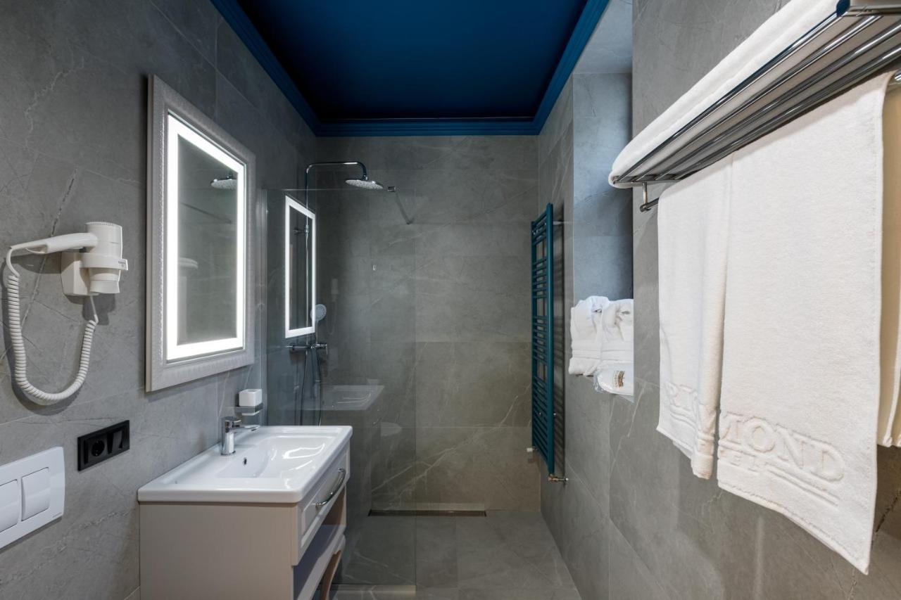 צ'יסינאו Richmond Hotel מראה חיצוני תמונה