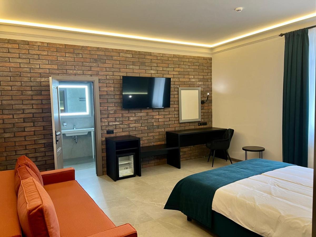 צ'יסינאו Richmond Hotel מראה חיצוני תמונה