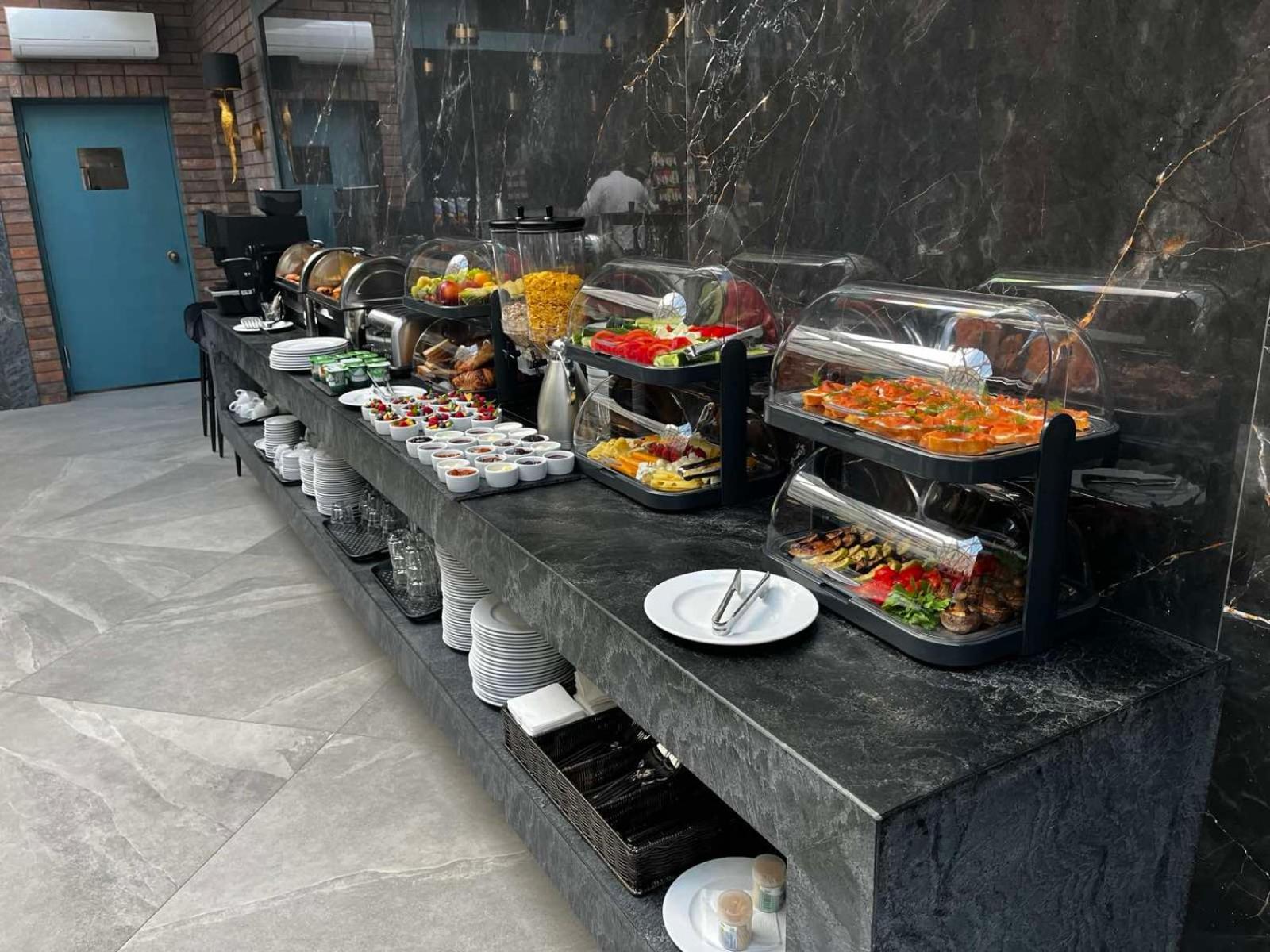 צ'יסינאו Richmond Hotel מראה חיצוני תמונה