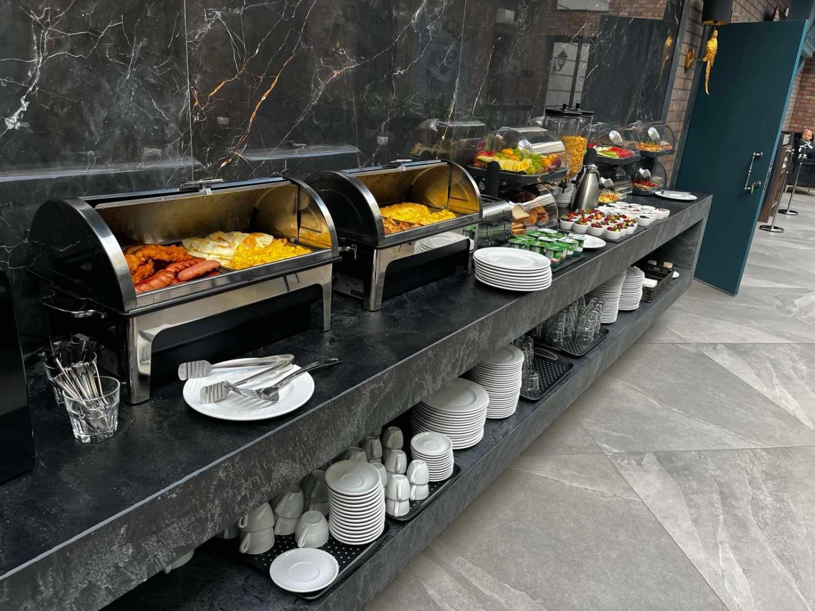 צ'יסינאו Richmond Hotel מראה חיצוני תמונה